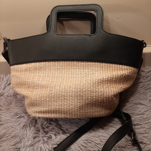 Simply Vera Wang Purse - Picture 8 of 14